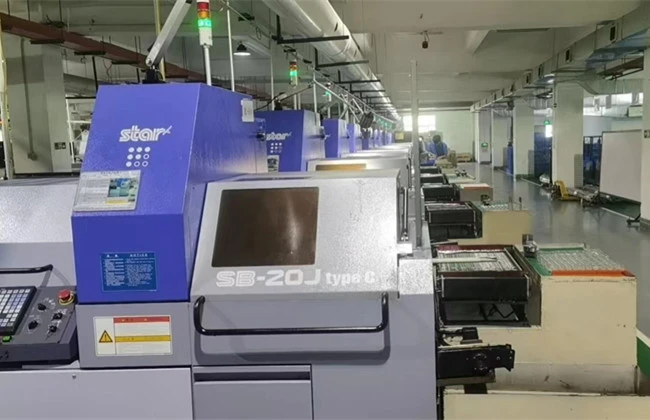 精密小部品加工に関する技術、機械、および応用