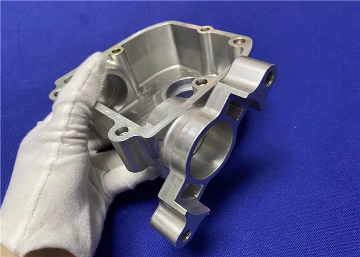アルミニウム部品加工の完全ガイド：CNC、合金、コスト